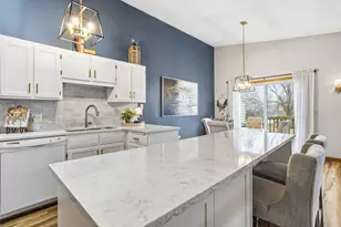 6871 Sherwood Rd, Woodbury, MN 55125 - Photo 9