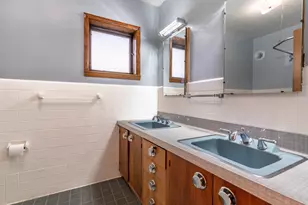 1015 11th Ave S, Moorhead, MN 56560 - Photo 27