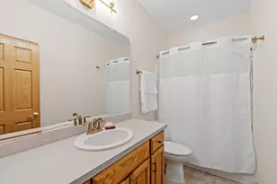 20935 Buchanan Ct NE, Cedar, MN 55011 - Photo 17