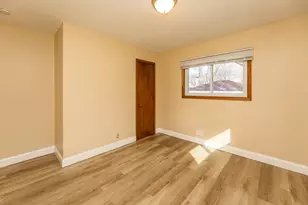 5214 Oliver Ave N, Minneapolis, MN 55430 - Photo 13