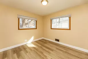 5214 Oliver Ave N, Minneapolis, MN 55430 - Photo 11