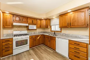 5214 Oliver Ave N, Minneapolis, MN 55430 - Photo 5