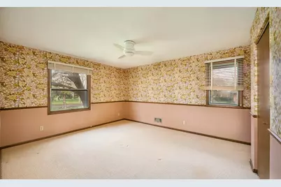 18500 22nd Avenue N, Plymouth, MN 55447 - Photo 9