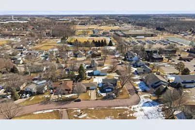 135 S Manitou Drive, Mankato, MN 56001 - Photo 43