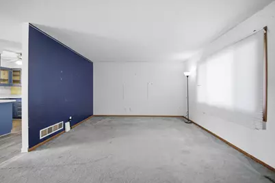 135 S Manitou Drive, Mankato, MN 56001 - Photo 3