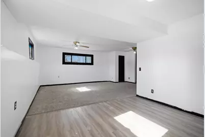 135 S Manitou Drive, Mankato, MN 56001 - Photo 27