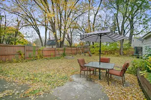 1155 Seminary Ave, Saint Paul, MN 55104 - Photo 23