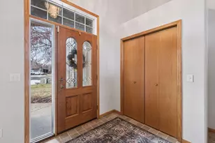 617 Highland Cir, Circle Pines, MN 55014 - Photo 5