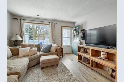 15724 Flackwood Trail, Apple Valley, MN 55124 - Photo 3