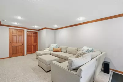 4125 Bridgewater Circle, Vadnais Heights, MN 55127 - Photo 29