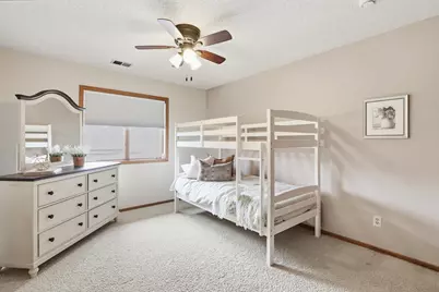 4125 Bridgewater Circle, Vadnais Heights, MN 55127 - Photo 25