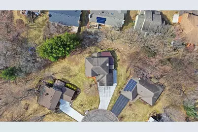 4125 Bridgewater Circle, Vadnais Heights, MN 55127 - Photo 41