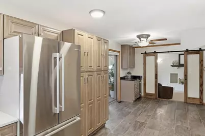 4125 Bridgewater Circle, Vadnais Heights, MN 55127 - Photo 9