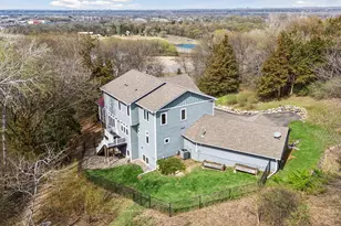 8700 Eagle Creek Blvd, Shakopee, MN 55379 - Photo 11