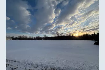 1502 Oakland Park Road, Thief River Falls, MN 56701 - Photo 3