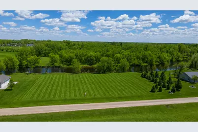 1502 Oakland Park Road, Thief River Falls, MN 56701 - Photo 1