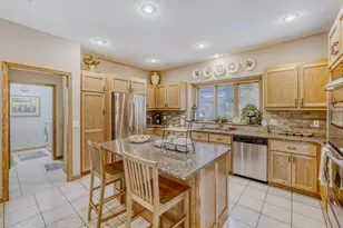 7945 Ranchview Ln N, Maple Grove, MN 55311 - Photo 7