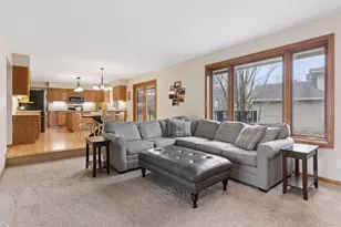 508 77th St W, Eagan, MN 55121 - Photo 5