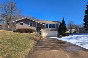 1008 Marnie St S, Maplewood, MN 55119 - Photo 1