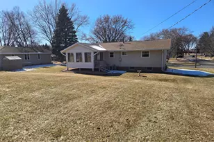 1008 Marnie St S, Maplewood, MN 55119 - Photo 55