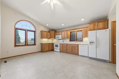 216 3rd Street NE, New Richland, MN 56072 - Photo 7