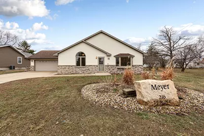 216 3rd Street NE, New Richland, MN 56072 - Photo 3