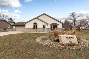 216 3rd St NE, New Richland, MN 56072 - Photo 3