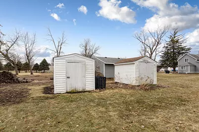 216 3rd Street NE, New Richland, MN 56072 - Photo 35