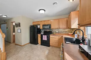 16424 Elm Creek Ln, Lakeville, MN 55044 - Photo 7