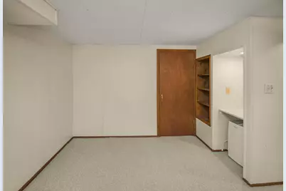 5030 Ewing Avenue N, Brooklyn Center, MN 55429 - Photo 27