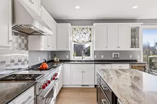 17 Crescent Ln, North Oaks, MN 55127 - Photo 15