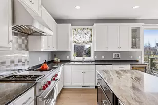 17 Crescent Ln, North Oaks, MN 55127 - Photo 15