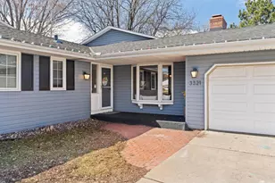 3321 Churchill St, Shoreview, MN 55126 - Photo 3