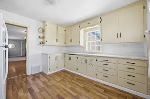 807 5th St S, Moorhead, MN 56560 - Photo 13