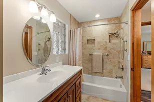 1800 Hiawatha Ct NE, Rochester, MN 55906 - Photo 31