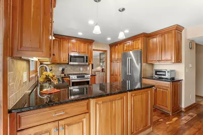 1800 Hiawatha Court NE, Rochester, MN 55906 - Photo 19