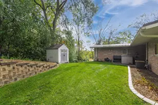 1800 Hiawatha Ct NE, Rochester, MN 55906 - Photo 59