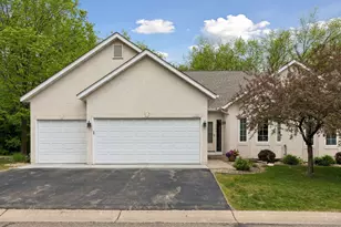 1539 Stonewood Ln, Eagan, MN 55122 - Photo 1