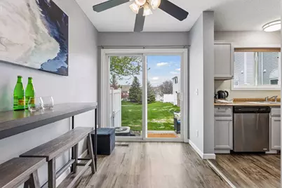 15525 Foghorn Lane #202, Apple Valley, MN 55124 - Photo 5