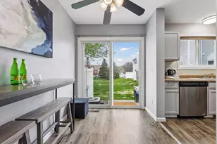 15525 Foghorn Ln, Apple Valley, MN 55124 - Photo 5