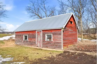 2336 235th St, Deer Park, WI 54007 - Photo 9