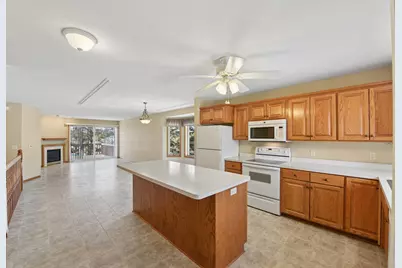 1102 Highpoint Court, New Richmond, WI 54017 - Photo 11