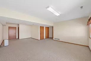 1102 Highpoint Ct, New Richmond, WI 54017 - Photo 21