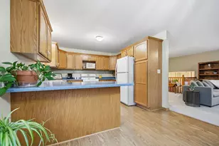 716 Hallstrom Dr, Red Wing, MN 55066 - Photo 11