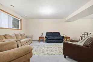 716 Hallstrom Dr, Red Wing, MN 55066 - Photo 27