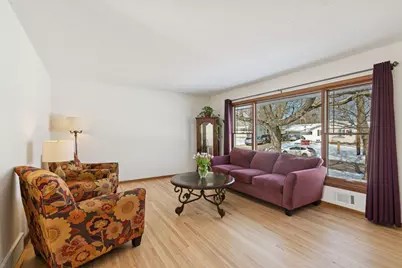 8301 34th Avenue N, New Hope, MN 55427 - Photo 3