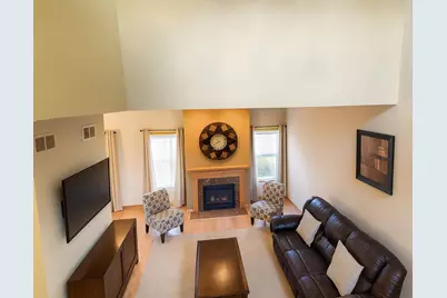6869 Folkestone Road #614, Apple Valley, MN 55124 - Photo 3