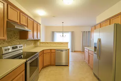 6869 Folkestone Road #614, Apple Valley, MN 55124 - Photo 7