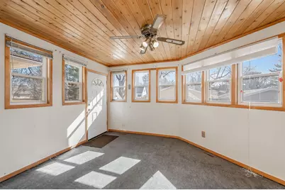 511 Harrison Avenue, North Mankato, MN 56003 - Photo 11