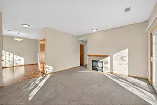 7729 Elm Grove Ave, New Hope, MN 55428 - Photo 9